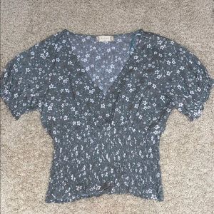 ALTAR’D STATE cute top size XS never worn